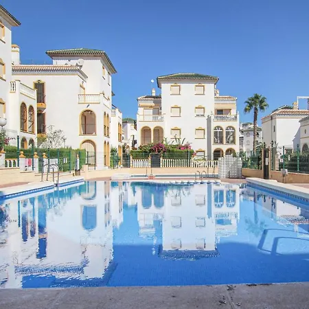 3 Bedroom Awesome In Apartment Torrevieja