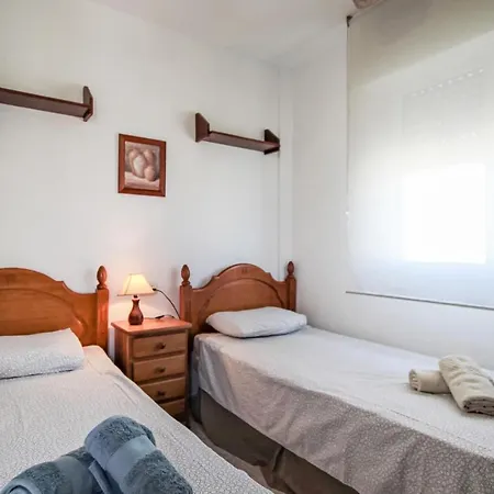 3 Bedroom Awesome In *